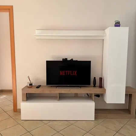 Smart - La Tua Casa Con Parcheggio * Latina